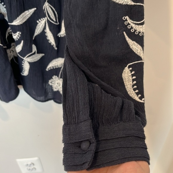 J Jill Embroidered Boho Peasant Floral Button Down Blouse Size Large Petite - Picture 5 of 7